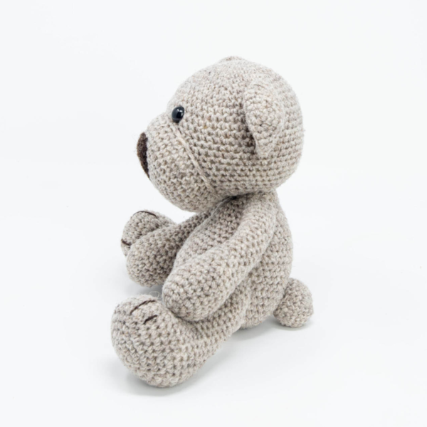 Handgemachter Teddybär, mit Halstuch, Spieluhr und Namensstickerei möglich